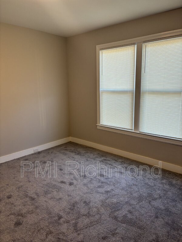 Building Photo - 3301 Stockton St