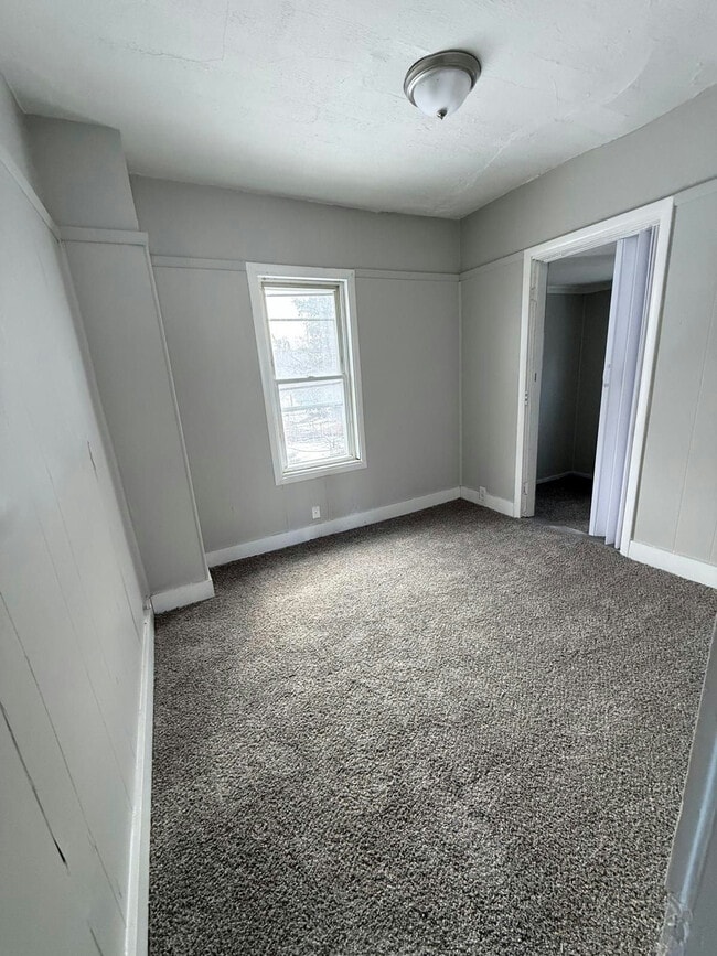 Building Photo - 934 Alhambra Rd