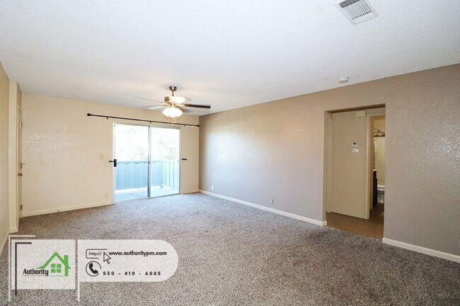 Foto del edificio - 1553 Bramble Pl