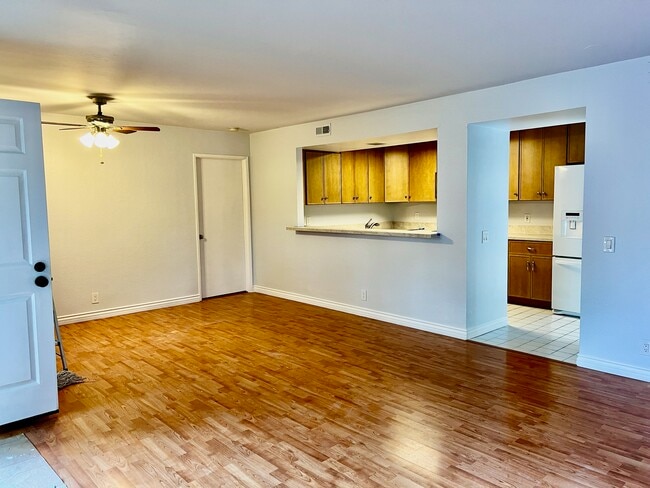 Building Photo - 4070 Rosenda Ct