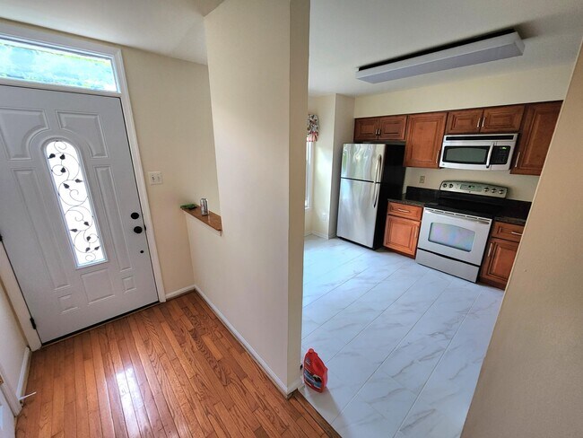 Building Photo - 20480 Summersong Ln