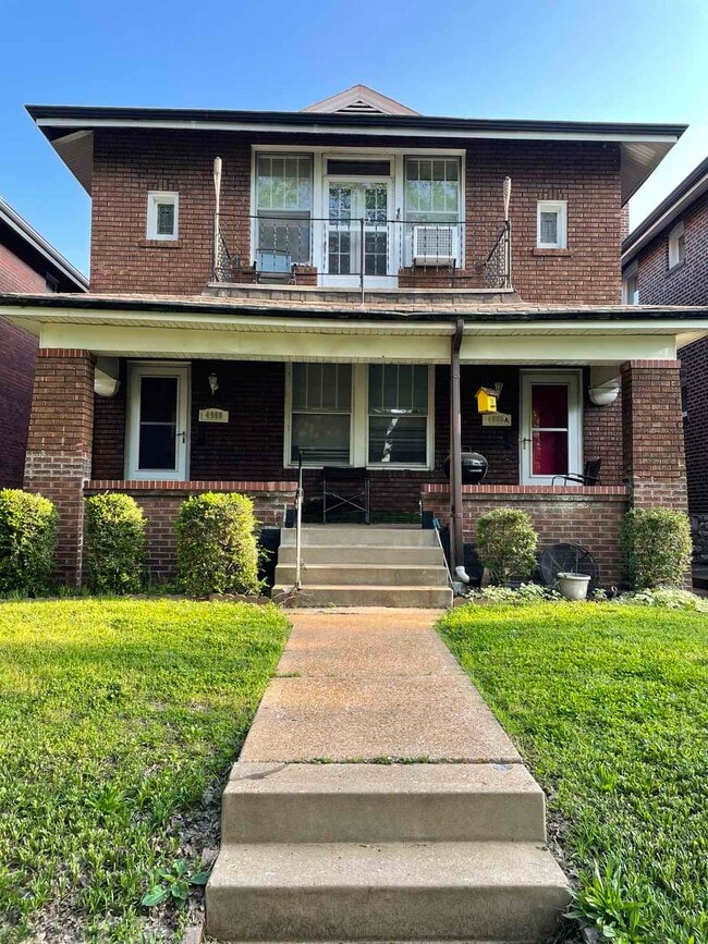 Building Photo - 4988 Tholozan Ave