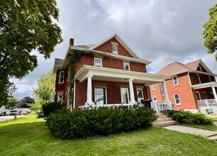 Building Photo - 2308 11th St