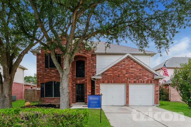 Building Photo - 18810 Woodbreeze Dr