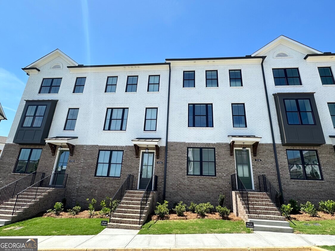 1116 Larkin Dr, Buford, GA 30518 Townhome Rentals in Buford GA