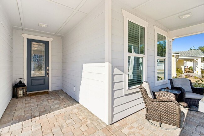 Building Photo - Discover the Ideal 55+ Lifestyle!