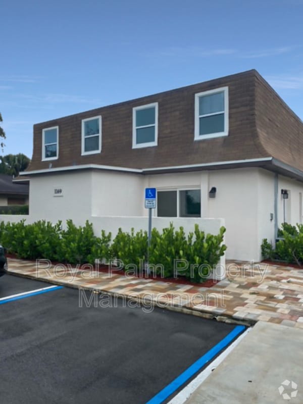 Apartamentos de renta en Parkview con estacionamiento Fort Myers, FL