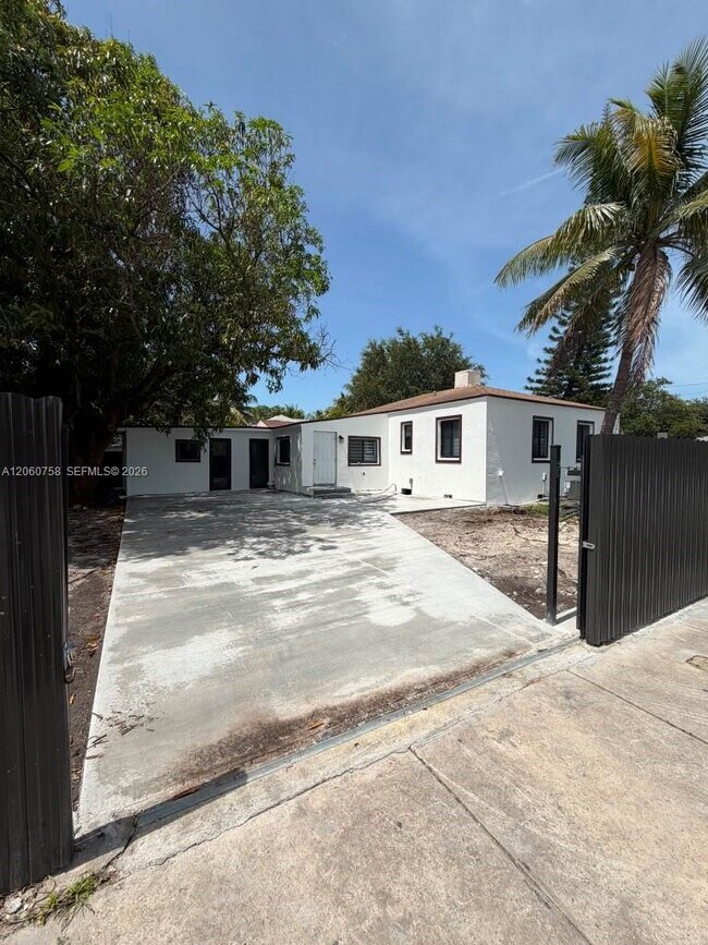 Foto del edificio - 5700 N Miami Ave