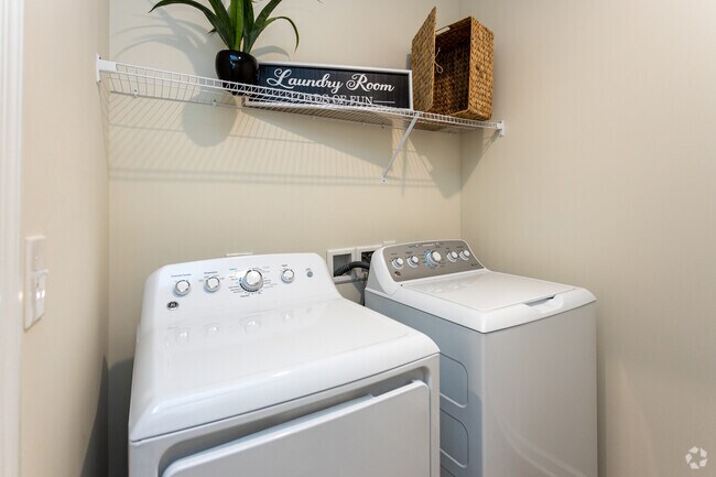 1 BR, 1 BA - 750SF - Sunrise Ridge