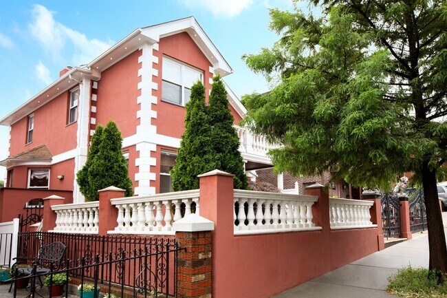 Building Photo - FOR RENT, the most exquisite single Family...
