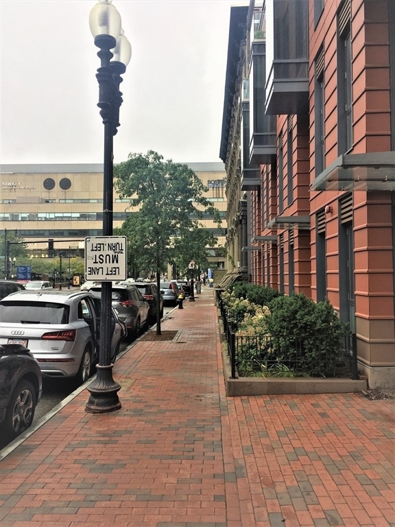 Building Photo - 691 Massachusetts Ave