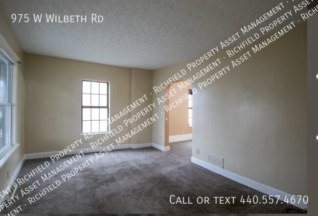 Foto del edificio - 975 W Wilbeth Rd