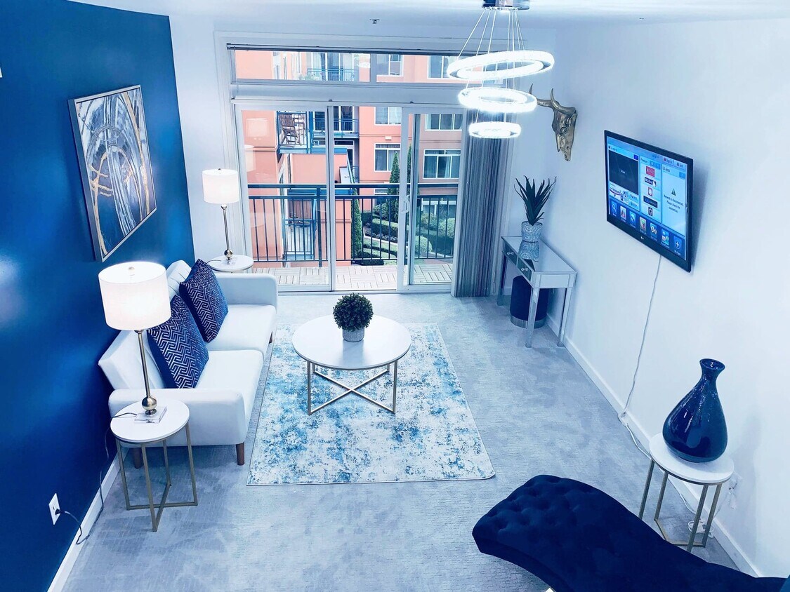 Foto principal - 2414 1st Ave