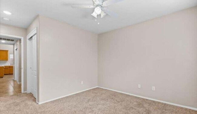 Foto del edificio - Beautiful House for Rent NW Bakersfield - Coming Soon!