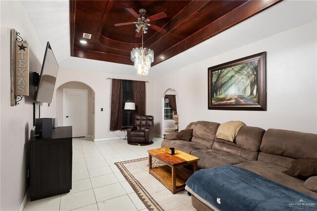 Foto del edificio - 1827 Butkus Dr