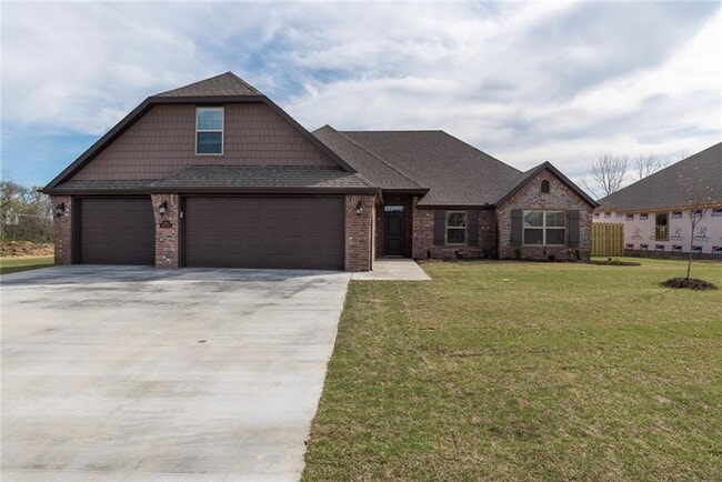 4 Bed with LOFT! - 4 Bed with LOFT!