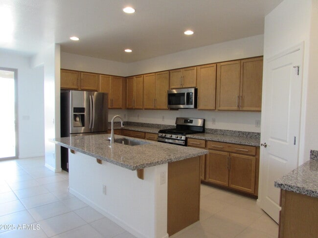Building Photo - 9030 S 169th Dr