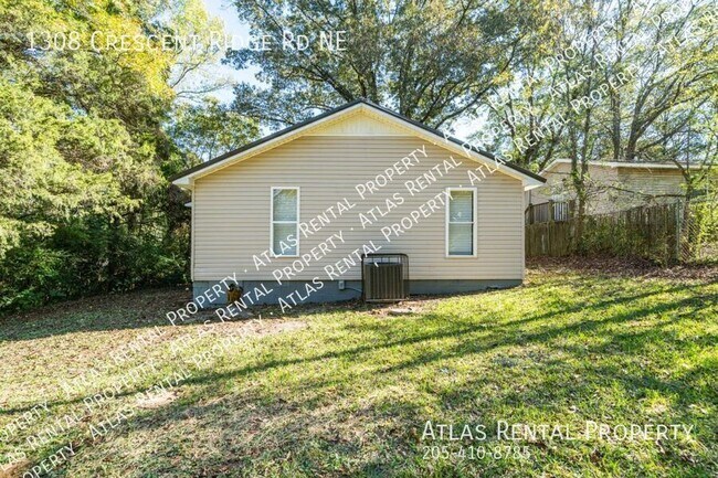 Foto del edificio - 1308 Crescent Ridge Rd NE