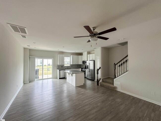 Building Photo - 100 McGuires Pl