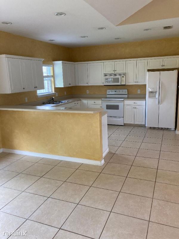 Foto del edificio - 3 br, 2 bath House - 3657 Ancient Oaks Cir
