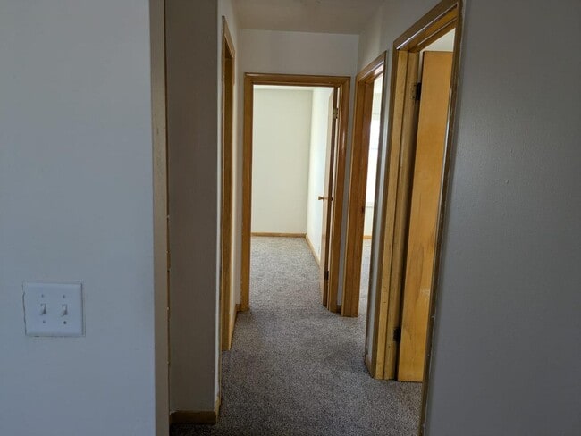 Building Photo - 2611 27th St