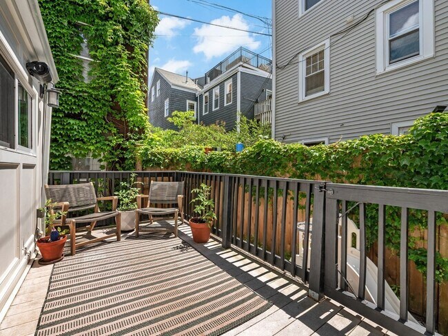 Foto del edificio - 27 Allston St