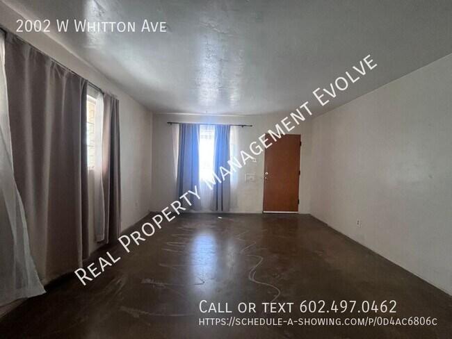 Foto del edificio - 2002 W Whitton Ave