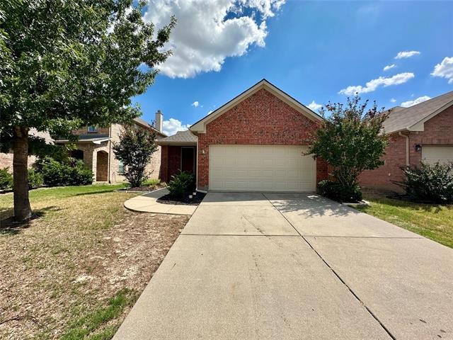 Foto principal - 16024 Alvarado Dr