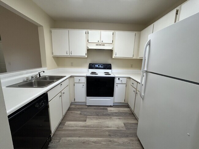 Foto del edificio - Apartment for Rent