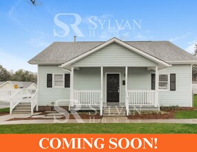 Building Photo - 104 Madora St