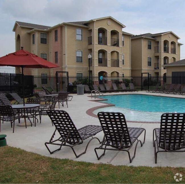 Apartments for Rent Near Lamar University Beaumont, TX (University