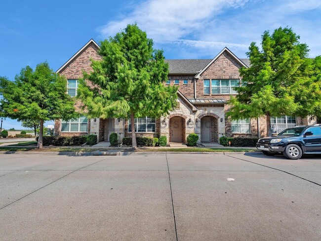 Building Photo - 2518 Plumas Dr