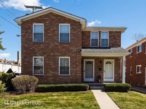 Foto principal - 990 Beaconsfield Ave