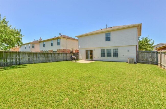 Building Photo - 5722 W Harrow Dr