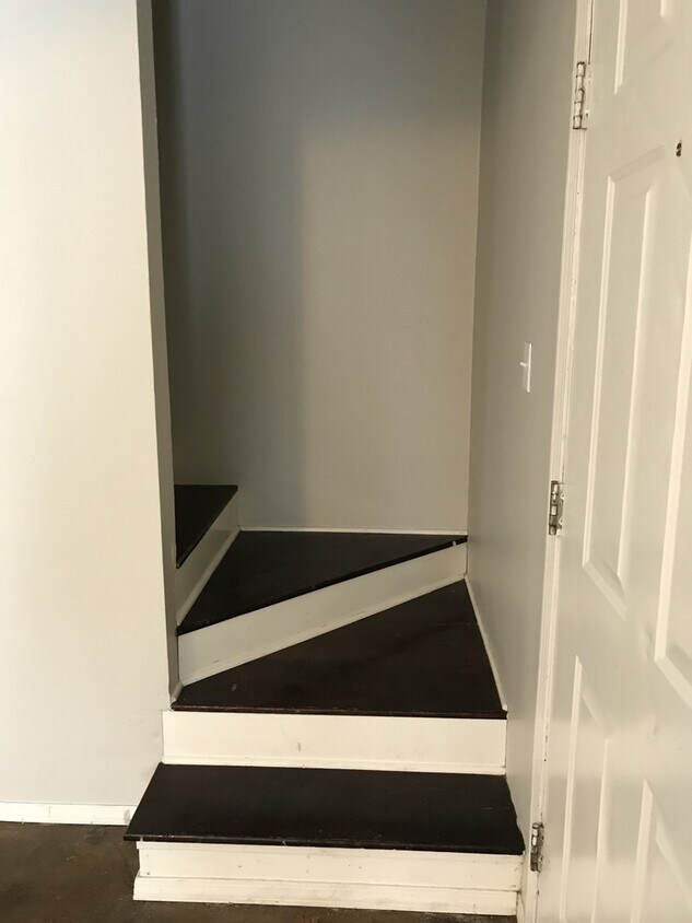 Foto principal - 924-926 N Oakland Avenue