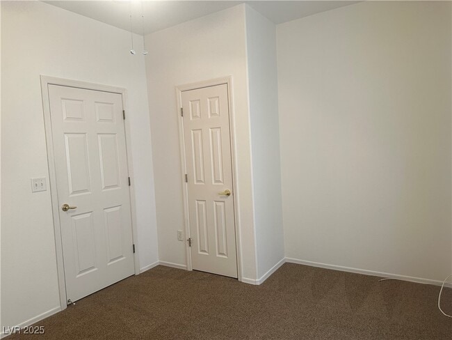 Building Photo - 2553 Leighton Ave