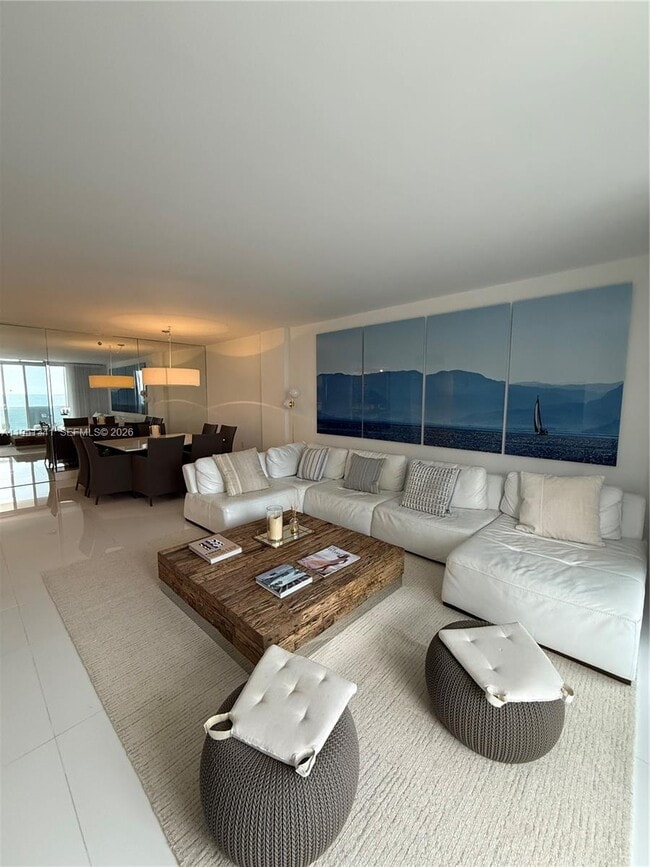 Foto del edificio - 10275 Collins Ave