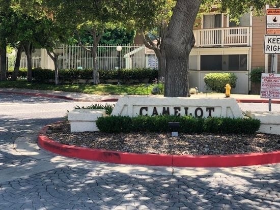 Primary Photo - Camelot Community Downstairs 2 Bedroom Con...