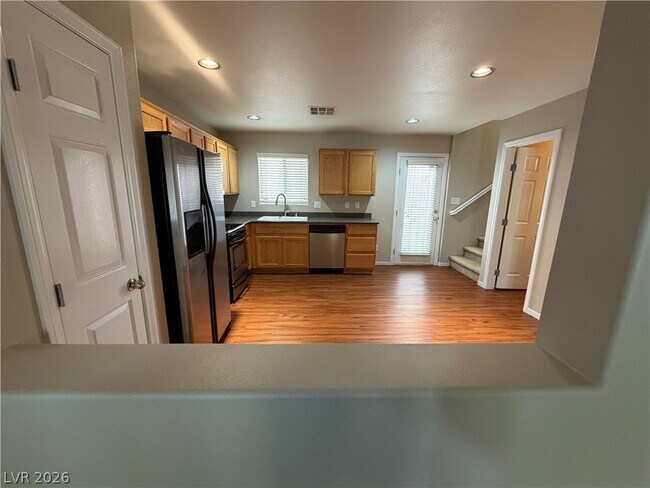 Foto del edificio - 6912 Smiling Cloud Ave