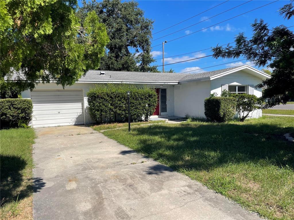 Foto principal - 3076 Grand View Ave