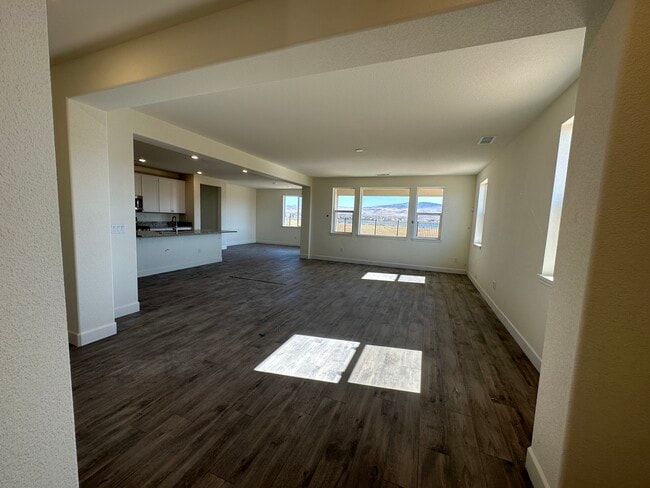 Building Photo - 1339 Harness Ct
