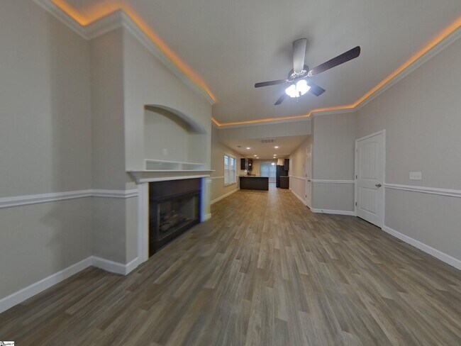 Foto del edificio - 801 Alley Ridge Dr