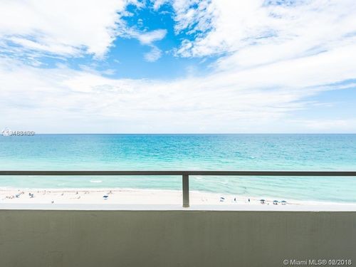 Foto principal - 5555 Collins Ave