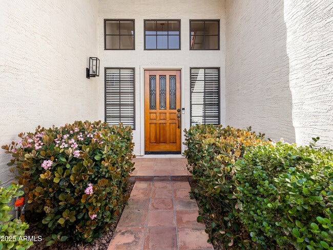 Building Photo - 1110 N Gull Haven Ct