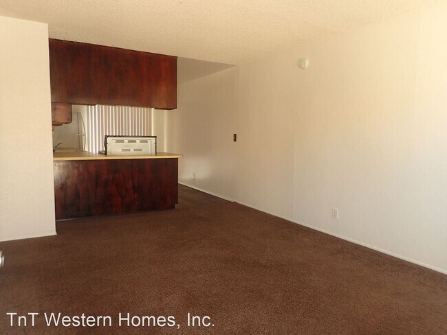 Foto del edificio - 341 W Wilson Ave