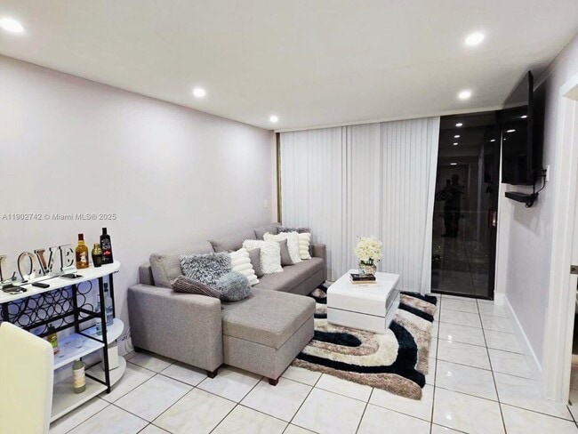 Building Photo - 8006 SW 149th Ave