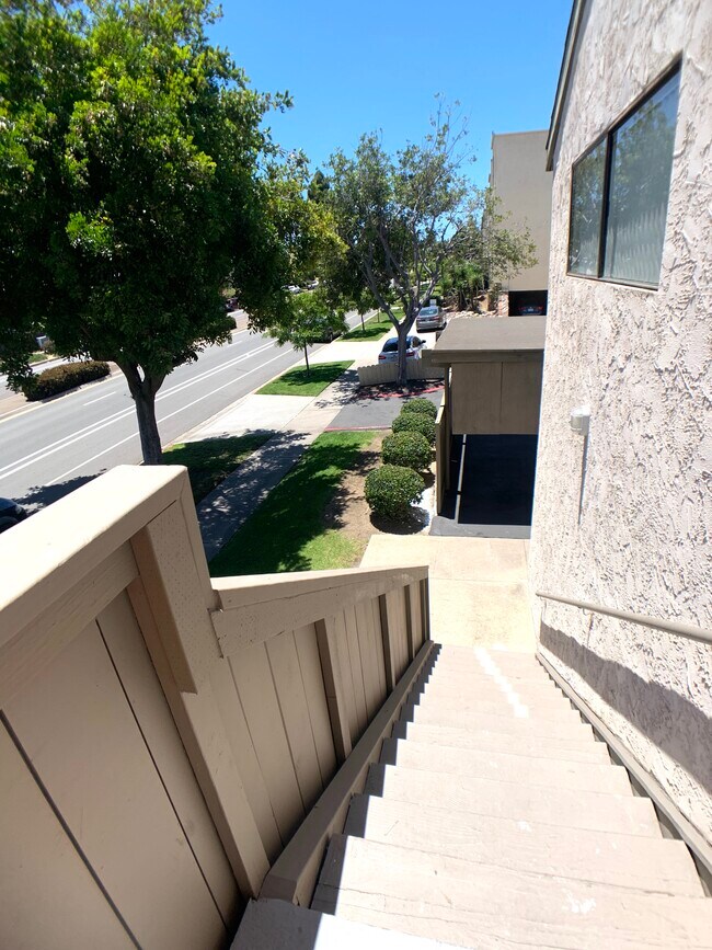 Foto del edificio - 2340 Grand Ave