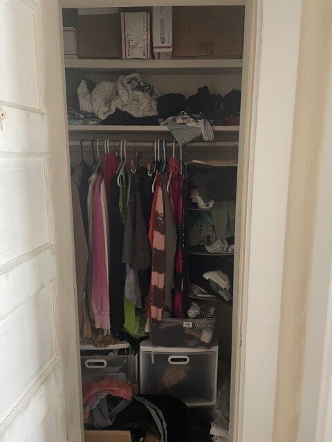 Building Photo - 27 Forest St