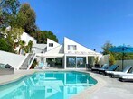 Foto principal - 3210 Coldwater Canyon Ln