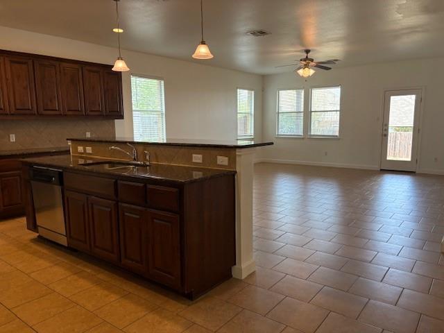 Building Photo - 183 Blossom Vly Strm